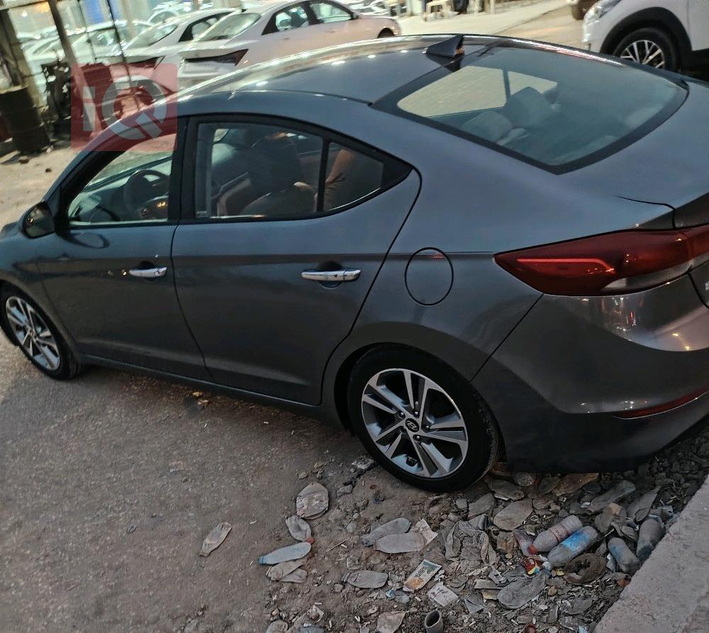 هيونداي النترا